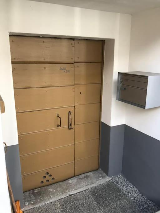 La Maisonnette : Charmante Maison Independante Salgesch Dış mekan fotoğraf